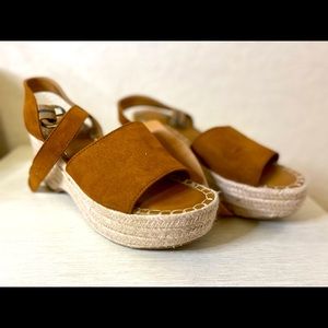 Universal thread brown edges